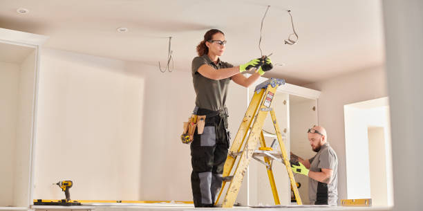 Best Electrician for Home Renovation  in Massapequa, NY